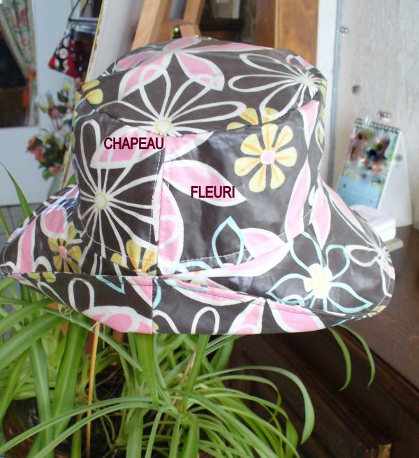 chapeau fleurs coton enduit